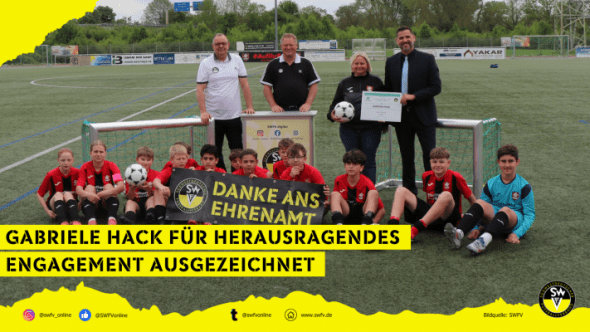 hinten stehend v.l.n.r.: Axel Rolland (Vizepräsident - Gesellschaftliche Verantwortung), Klaus Rings (Kreisvorsitzender und Kreisehrenamtsbeauftragter Rhein-Pfalz), Gabriele Hack (ASV Mörsch) und Peter Kraus (Vorstandsvorsitzender ASV Mörsch)