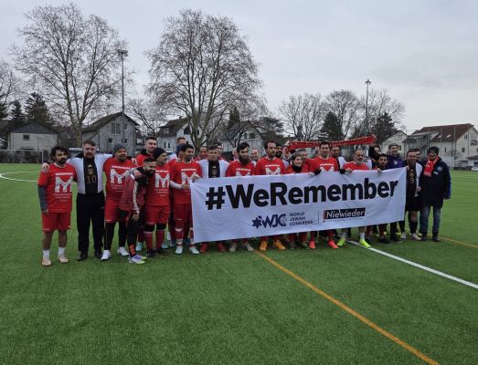 FC Ente Bagdad gegen die Deutsche Nationalmannschaft 