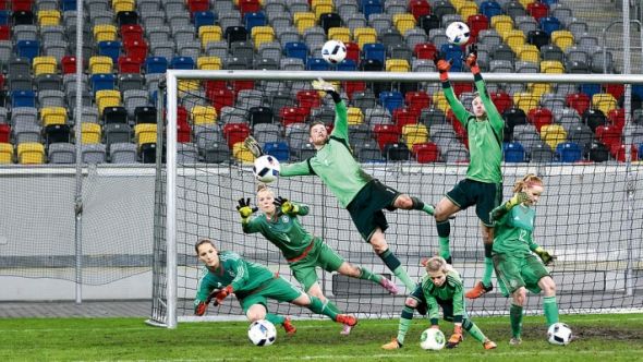 Torwart-Trainer gesucht Torwart-Trainer gesucht