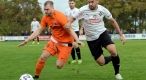 „Ein wertvoller Spieler, der mit seiner individuellen Klasse Spiele entscheiden kann“: Daniel Schattner (links) im Oberliga-Spiel des FC Speyer 09 gegen Arminia Ludwigshafen. Foto: Moray