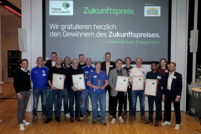 Fotograf: Carsten Kobow Fußball Stiftet Zukunft